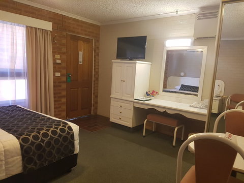 Cousins Motor Inn - Maitland Accommodation 4