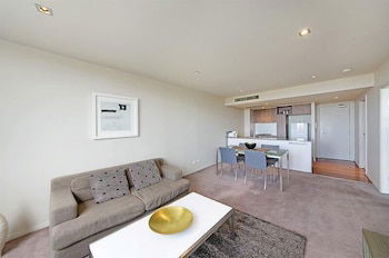 Wyndel Apartments - Harbour Watch - Maitland Accommodation 3