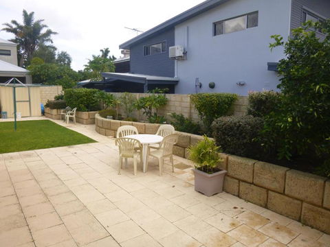 Santa Maria Executive B & B Fremantle - Maitland Accommodation 4