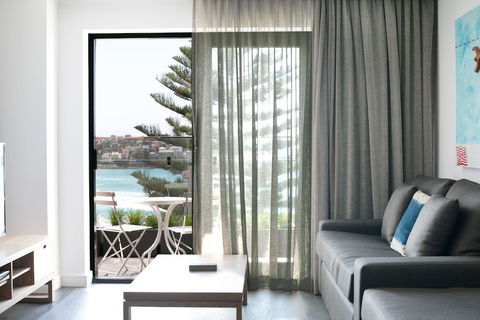 Bondi 38 Serviced Apartments - Maitland Accommodation 5