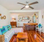 Pacifica 2 Opposite the beach at Brooms Head - Maitland Accommodation