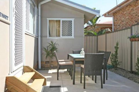 Yamba Daze Sunset Pet Friendly - Maitland Accommodation 5