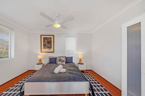 Blue Bay Beach Stay Mandurah - Maitland Accommodation 4