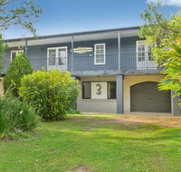 Bonny Beach House Holiday accommodation with pool - Maitland Accommodation