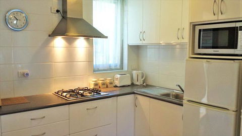 Freos Choice - Maitland Accommodation 2