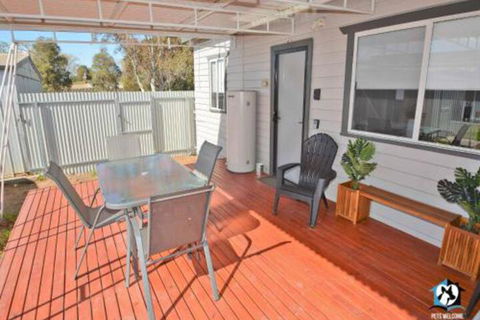 Just Renovated 2BR Cottage In Heart Of Wentworth - Maitland Accommodation 1