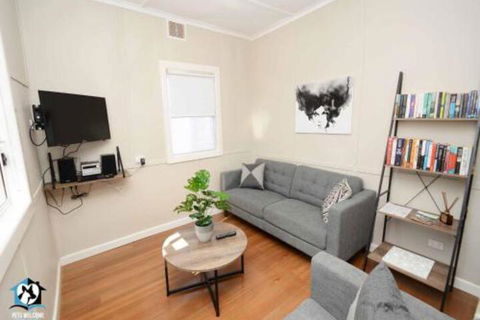 Just Renovated 2BR Cottage In Heart Of Wentworth - Maitland Accommodation 5