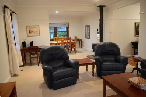 Coolamon On Marsh Armidale - Maitland Accommodation 5