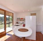 The Parsons Vineyard Retreat get amongst the vineyards in a historic home - Maitland Accommodation