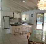 15 Larapinta Court Family home with swimming pool in a quiet street  central location close to CBD - Maitland Accommodation