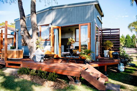 Big Tiny 6Sixteen The Banks - Maitland Accommodation 3