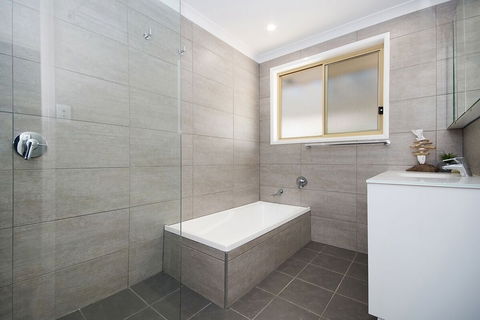 Kailani Beach House - Maitland Accommodation 6