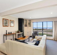 Right on the Beach at Moana - Maitland Accommodation