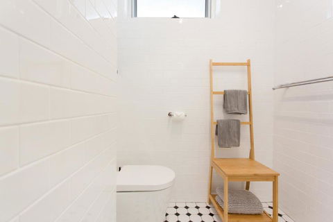 Boutique Central Apartment Vogue - Maitland Accommodation 5