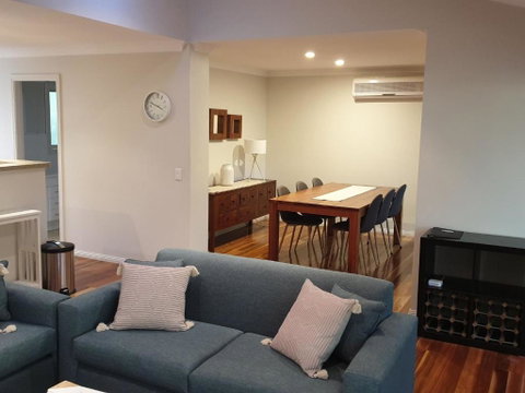 Allawah - Maitland Accommodation 3