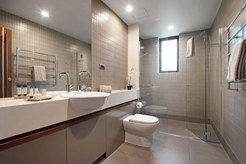 Yacht Club Villa 33 Serenity 4 Bedroom 4 Bathroom House Ocean Views 2 Buggies - Maitland Accommodation 2