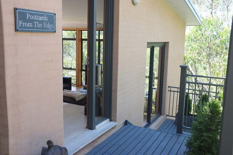 Postcards From The Edge - Maitland Accommodation 1