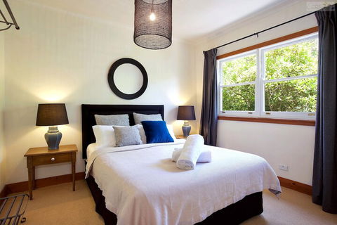 Stonewall Cottage & Studio - Maitland Accommodation 3