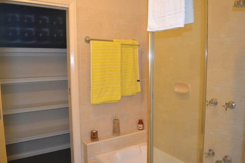 Waterview - 2 Doc Crt - Maitland Accommodation 7