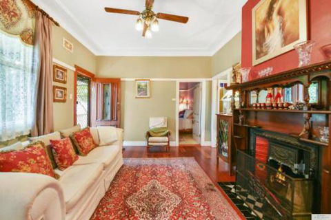Lovel Cottage - Maitland Accommodation 4
