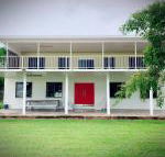 Holiday Rental Huge House With Beach Views - Maitland Accommodation