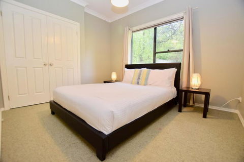 Scenic Cottage Of Katoomba - Maitland Accommodation 4