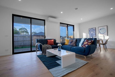 Trendy Sweet Home In Blackburn South - Maitland Accommodation 3