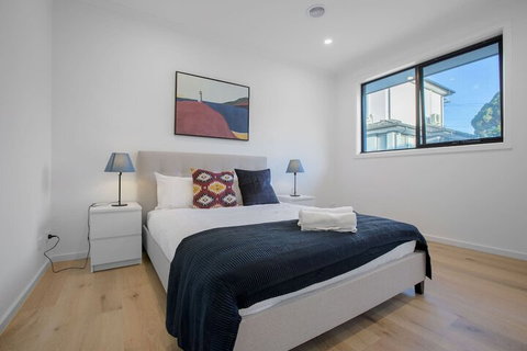 Trendy Sweet Home In Blackburn South - Maitland Accommodation 4