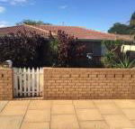 The Bluff Point - Maitland Accommodation