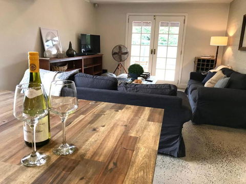 YSG The Edward Townhouse 151 Walk To Town - Maitland Accommodation 2