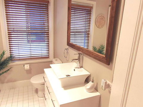 YSG The Edward Townhouse 157 Steps To Town - Maitland Accommodation 2