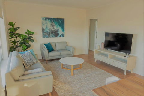 Henley Beach South Amazing Views Huge Private Balcony! - Maitland Accommodation 4