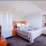 Urban Paradise Minutes From The Markets - Maitland Accommodation 1