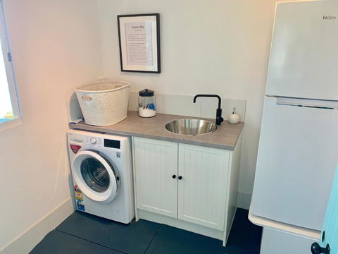 Yaringa Cottage...by The Sea - Maitland Accommodation 1