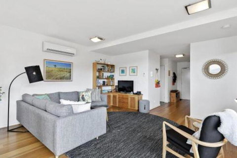 POINT GREY APARTMENT ONE VIEWPOINT - Maitland Accommodation 2