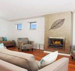 Surf Mist contemporary seaside duplex - Maitland Accommodation