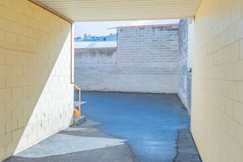 4 Bedroom House Hobart CBD Free Parking - Maitland Accommodation 3