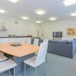 4 Bedroom House Hobart CBD Free Parking - Maitland Accommodation 0