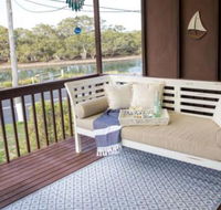 Kookas Nest waterfront home tranquil setting - Maitland Accommodation