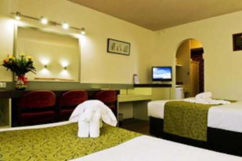 Classic Twin Bed Room 2 In Oakleigh - Maitland Accommodation 2