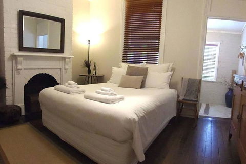 YSG The Edward Townhouses 155 & 157 Steps To Town - Maitland Accommodation 1