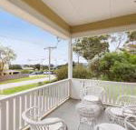 BEACHSIDE GETAWAY DROMANA - Maitland Accommodation