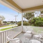 BEACHSIDE GETAWAY DROMANA - Maitland Accommodation 0