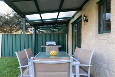 Laurens Place - Maitland Accommodation 7