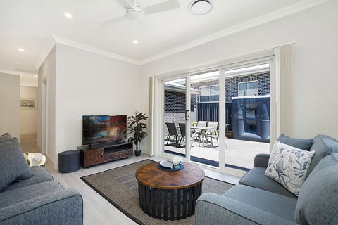 Accommodation Hunter - Adams St Maitland - Maitland Accommodation 6