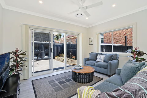 Accommodation Hunter - Adams St Maitland - Maitland Accommodation 4