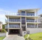 Surf 101 on Cabarita Beach - Maitland Accommodation