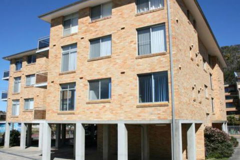 Seaview #2 2 / 171 Avoca Drive - Maitland Accommodation 2