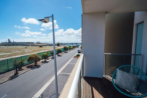 The Cove At New Port Pool Spa Sauna Gym & More - Maitland Accommodation 2