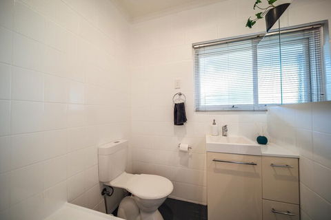 Urban Beach Shack Metres From The Beach & Cafes - Maitland Accommodation 2